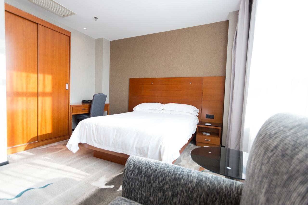 שנגחאי Radiance Hotel מראה חיצוני תמונה