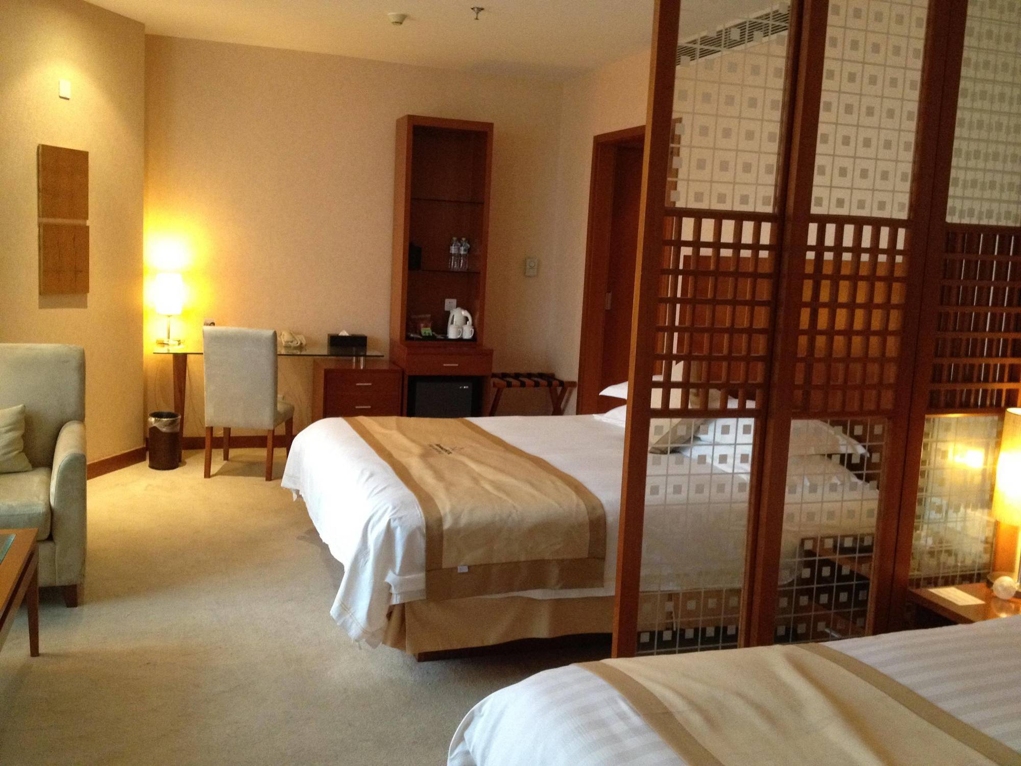 שנגחאי Radiance Hotel מראה חיצוני תמונה