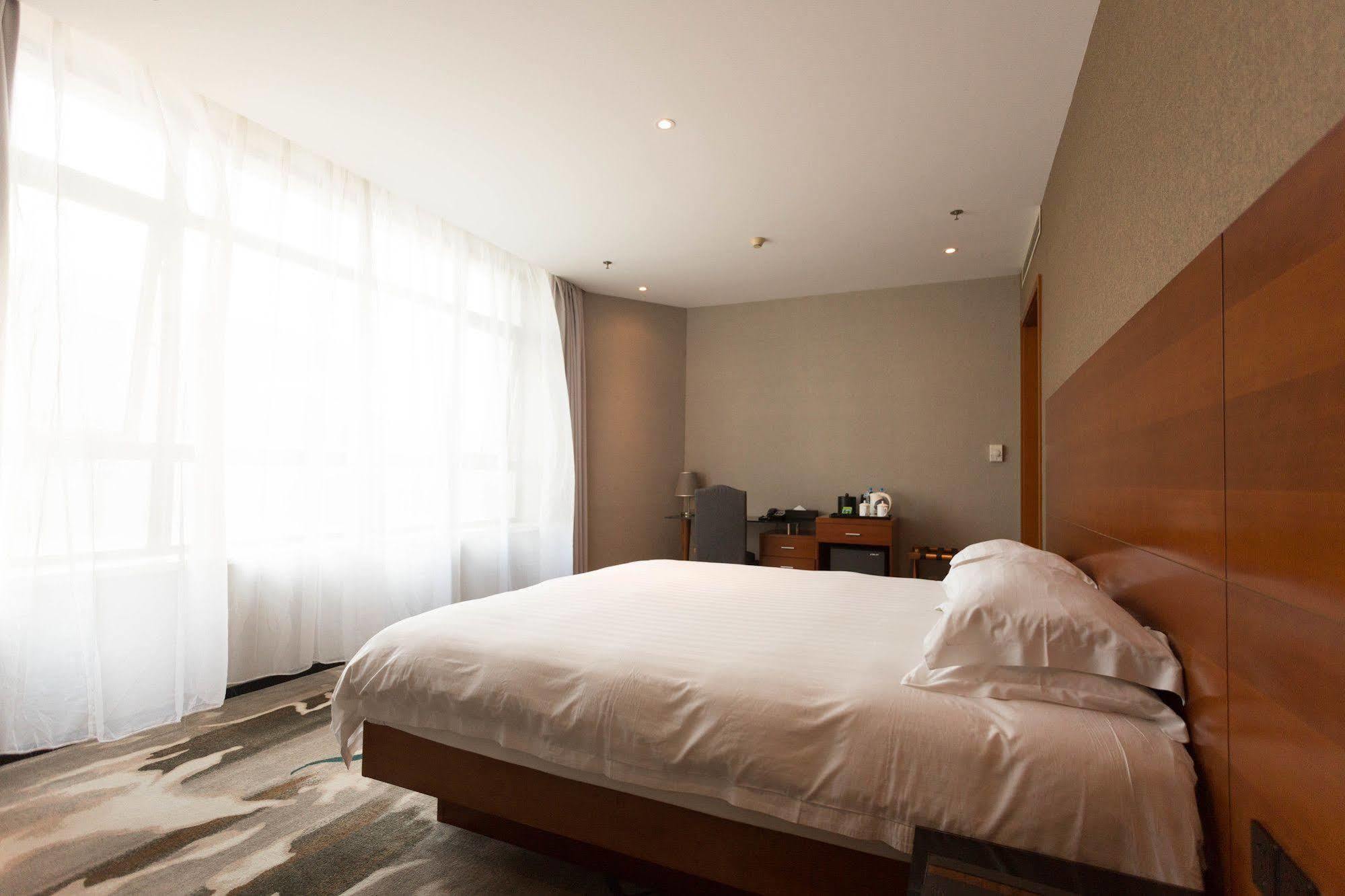 שנגחאי Radiance Hotel מראה חיצוני תמונה