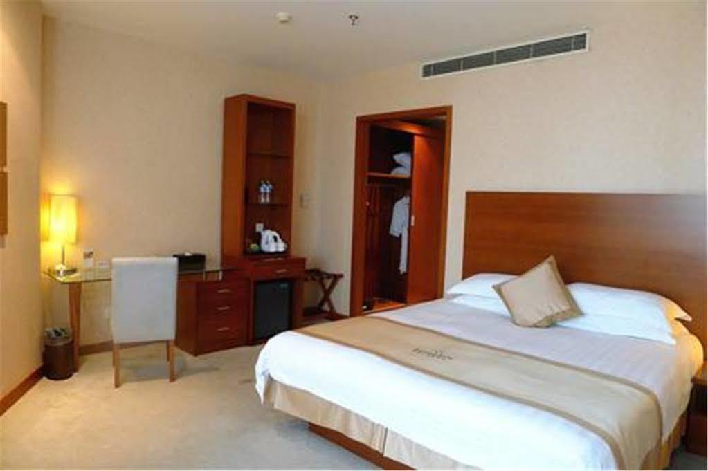 שנגחאי Radiance Hotel מראה חיצוני תמונה