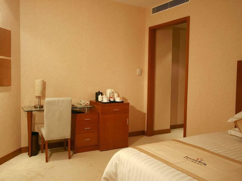 שנגחאי Radiance Hotel מראה חיצוני תמונה